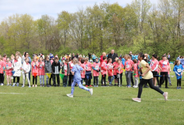 5th grade girls race